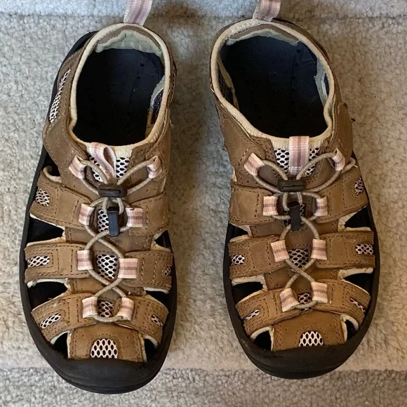 LL BEAN SHOES/ LL BEAN WOMENS HIKING SANDALS/ COLOR LIGHT BROWN/ SIZE 7M - Picture 7 of 7